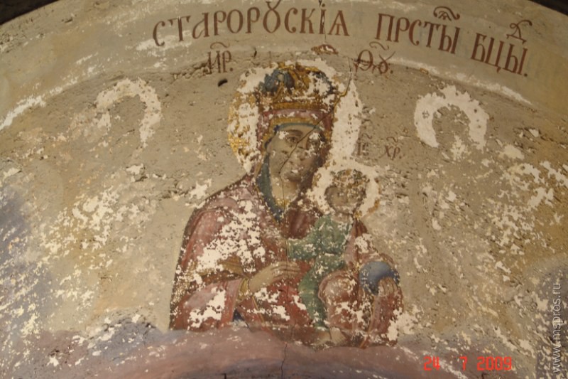 Изображения Богородицы в Покровской церкви села Дунилова